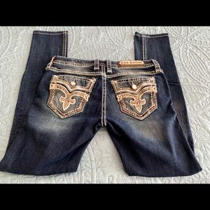 Rock Revival sz29